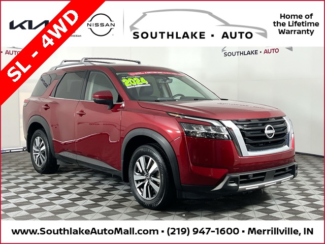 2024 Nissan Pathfinder SL's photo