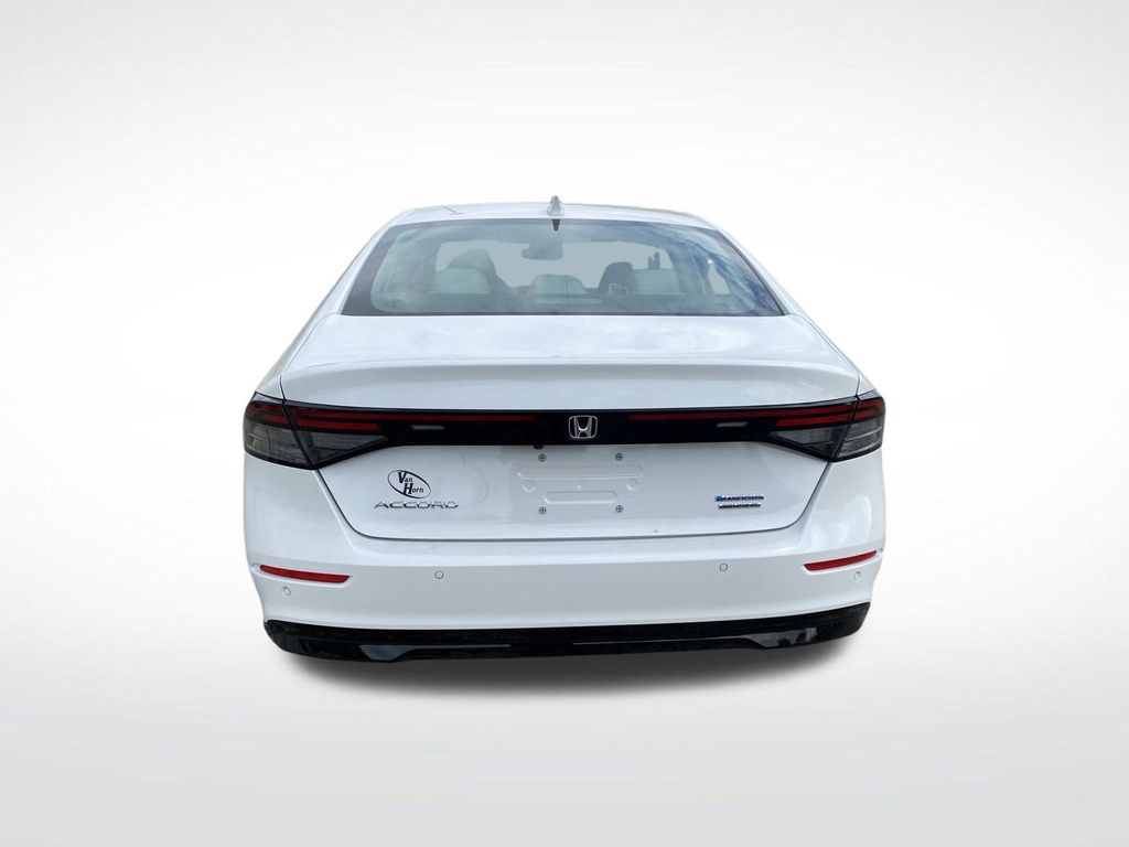 2025 Honda Accord Hybrid Touring photo 12