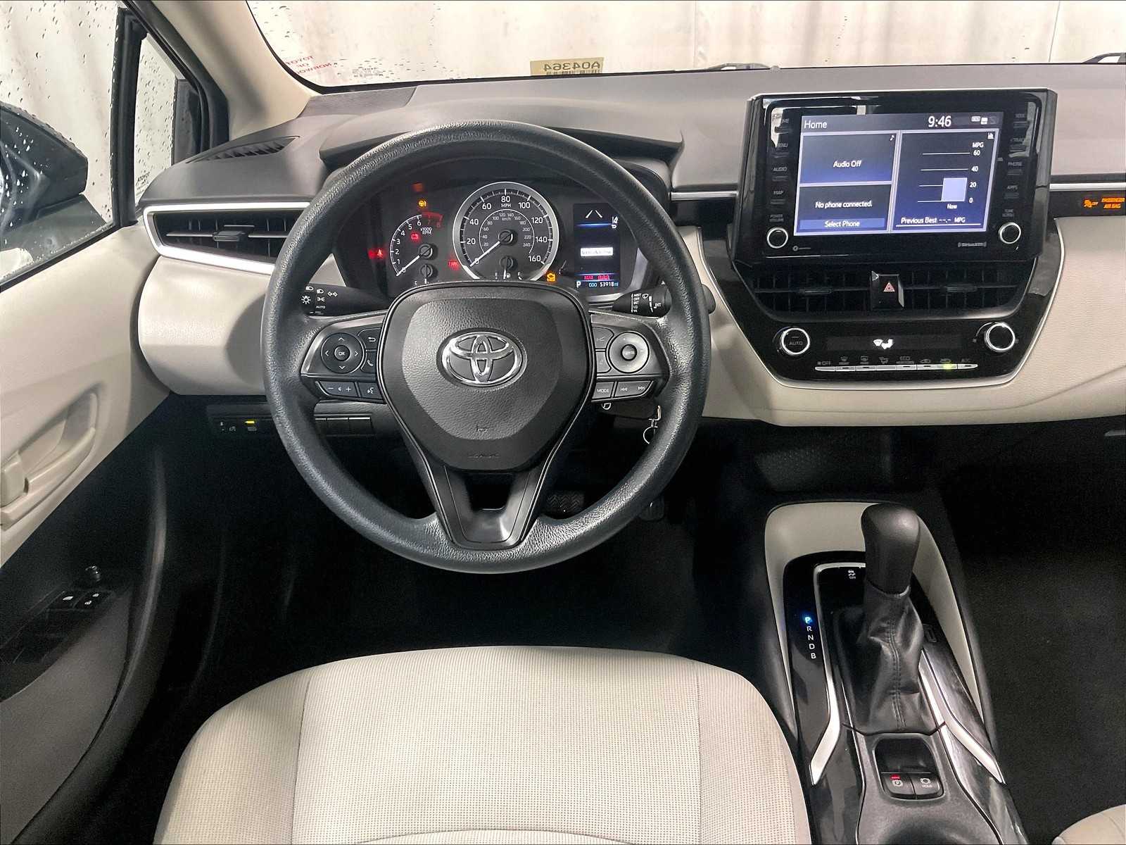 2022 Toyota Corolla LE photo 16