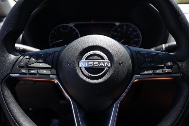 2025 Nissan Sentra SV photo 24