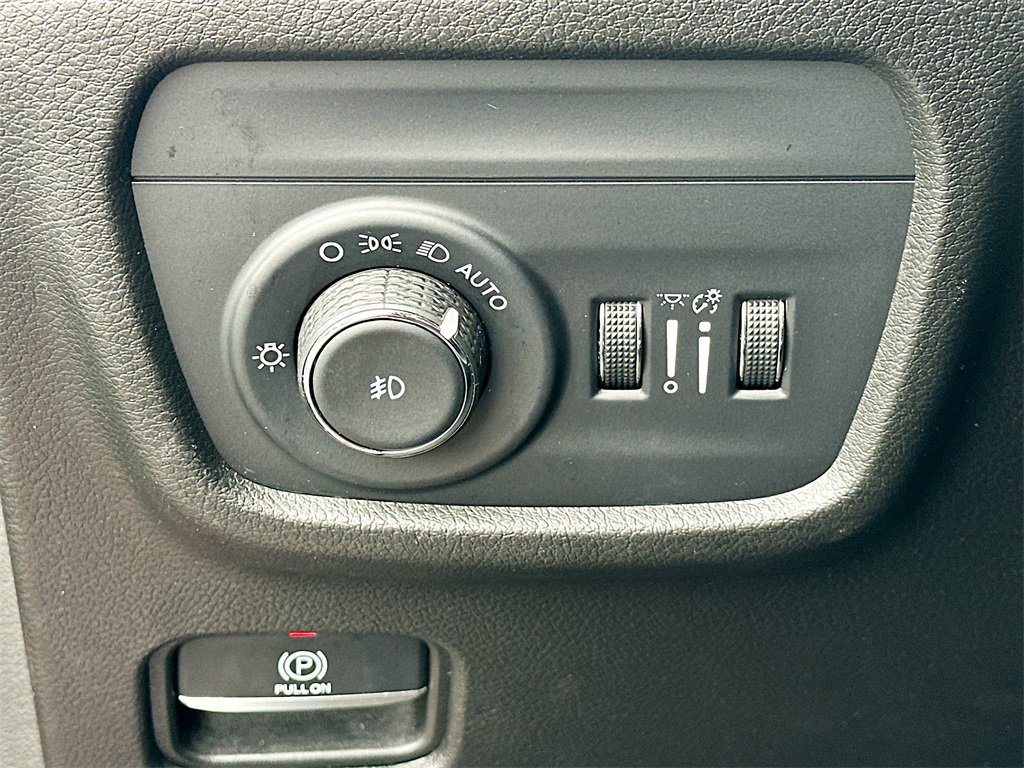 2022 Jeep Grand Cherokee Overland photo 10