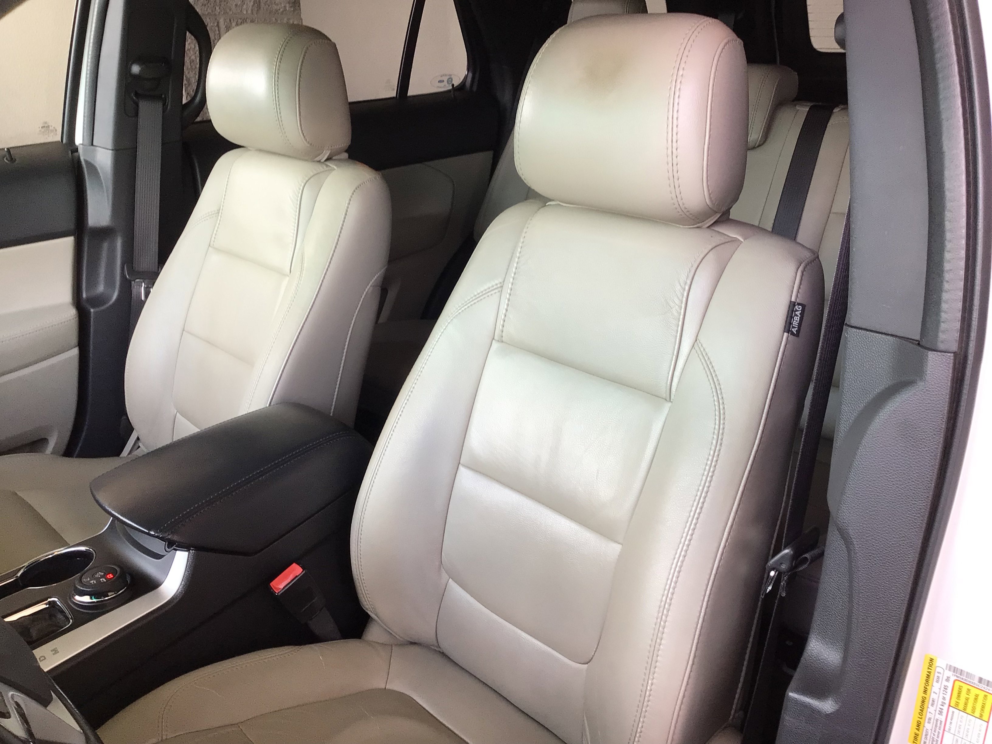 2014 Ford Explorer XLT photo 15