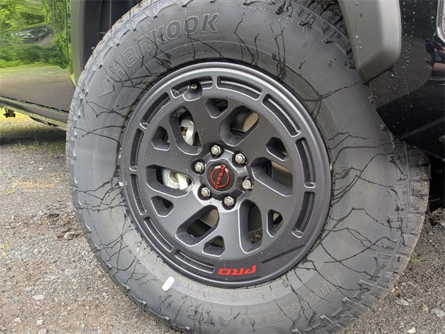 2025 Nissan Frontier PRO-4X photo 9