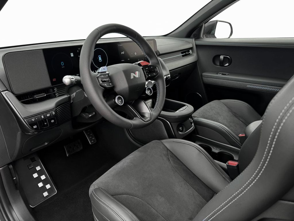 2025 Hyundai Ioniq 5 N photo 14