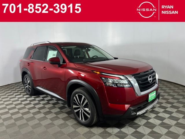 2025 Nissan Pathfinder Platinum's photo
