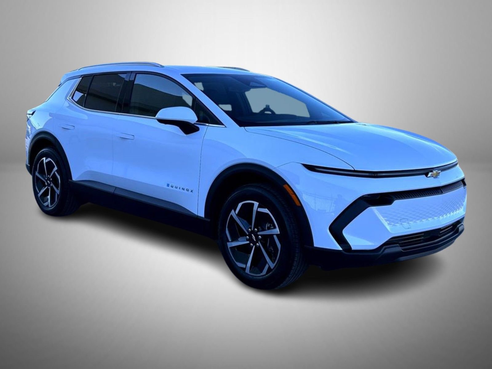 2026 Chevrolet Equinox EV 1LT photo 3