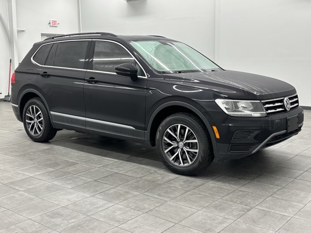 2020 Volkswagen Tiguan SE's photo