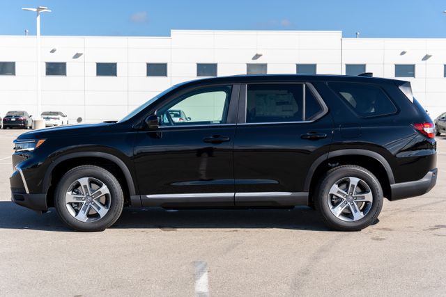 2025 Honda Pilot EX-L photo 4