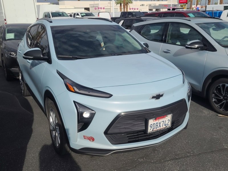 Used 2022 Chevrolet Bolt EUV LT with VIN 1G1FY6S03N4112920 for sale in Carlsbad, CA