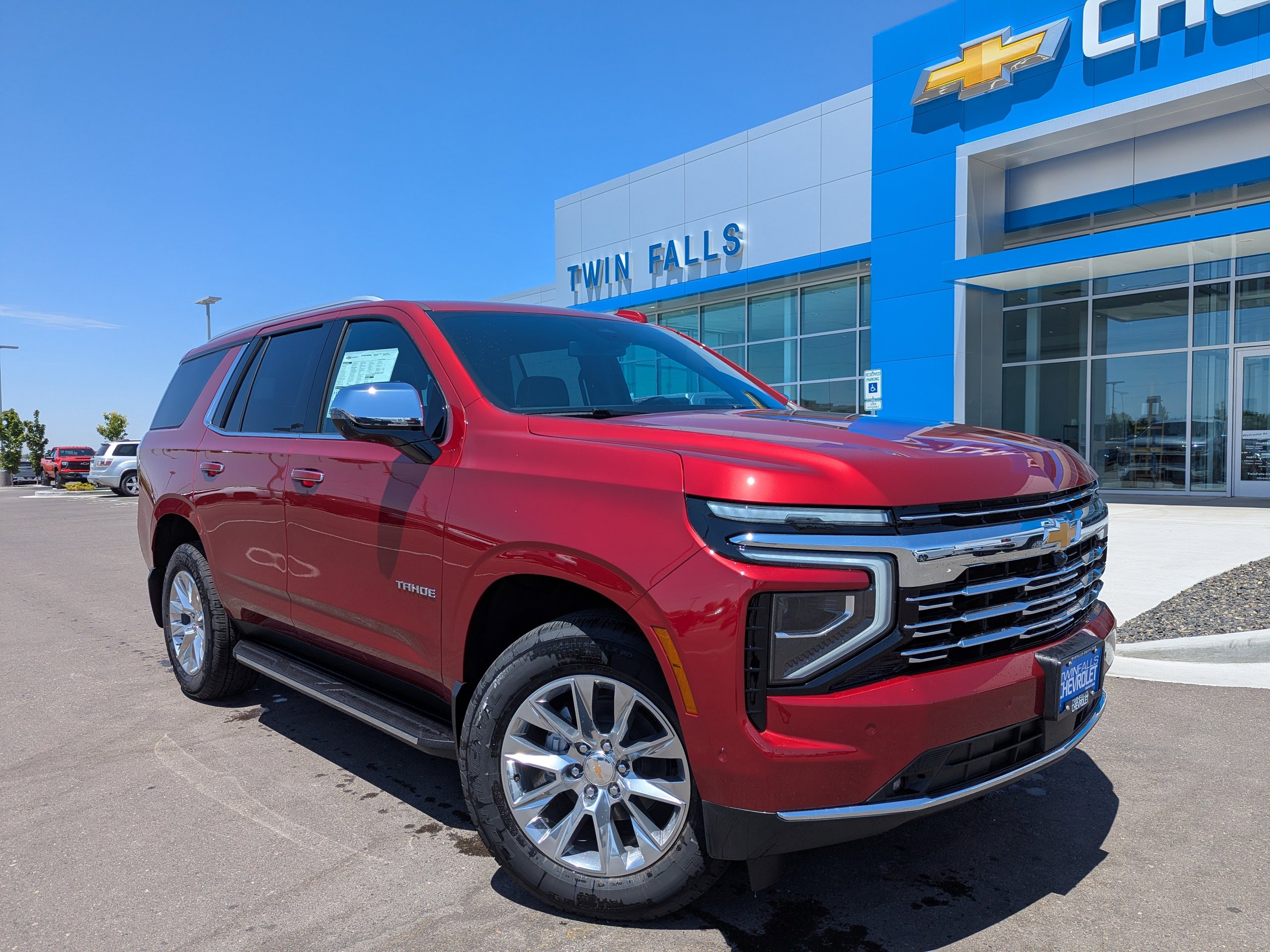 2025 Chevrolet Tahoe LS photo 2