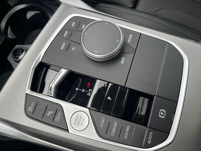 2025 Bmw 230i Coupe photo 3