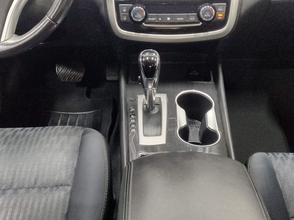 2018 Nissan Altima 2.5 SV photo 30