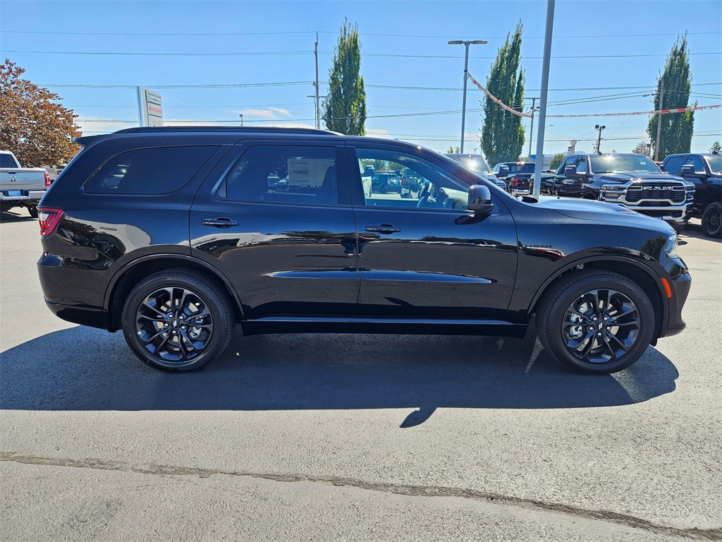 2025 Dodge Durango R/T photo 7