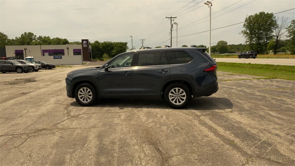 2024 Toyota Grand Highlander XLE photo 5