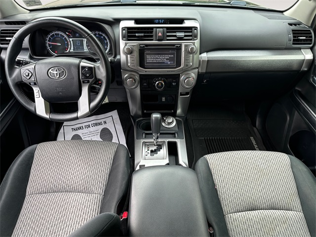 2018 Toyota 4Runner SR5 photo 10