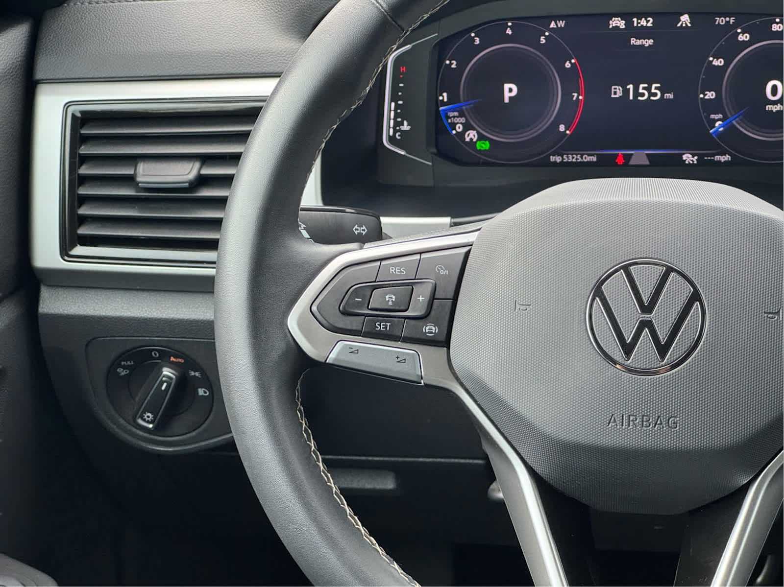 2023 Volkswagen Atlas Cross Sport V6 SE Technology photo 26