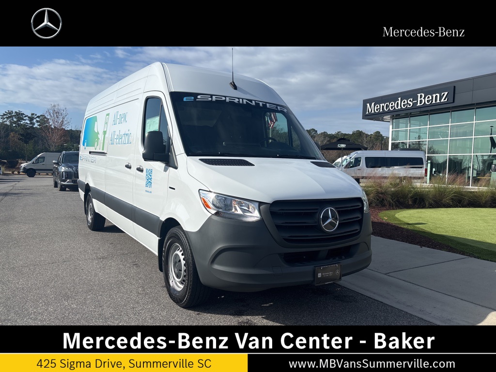 2024 Mercedes-Benz Sprinter Cargo Van 2500's photo