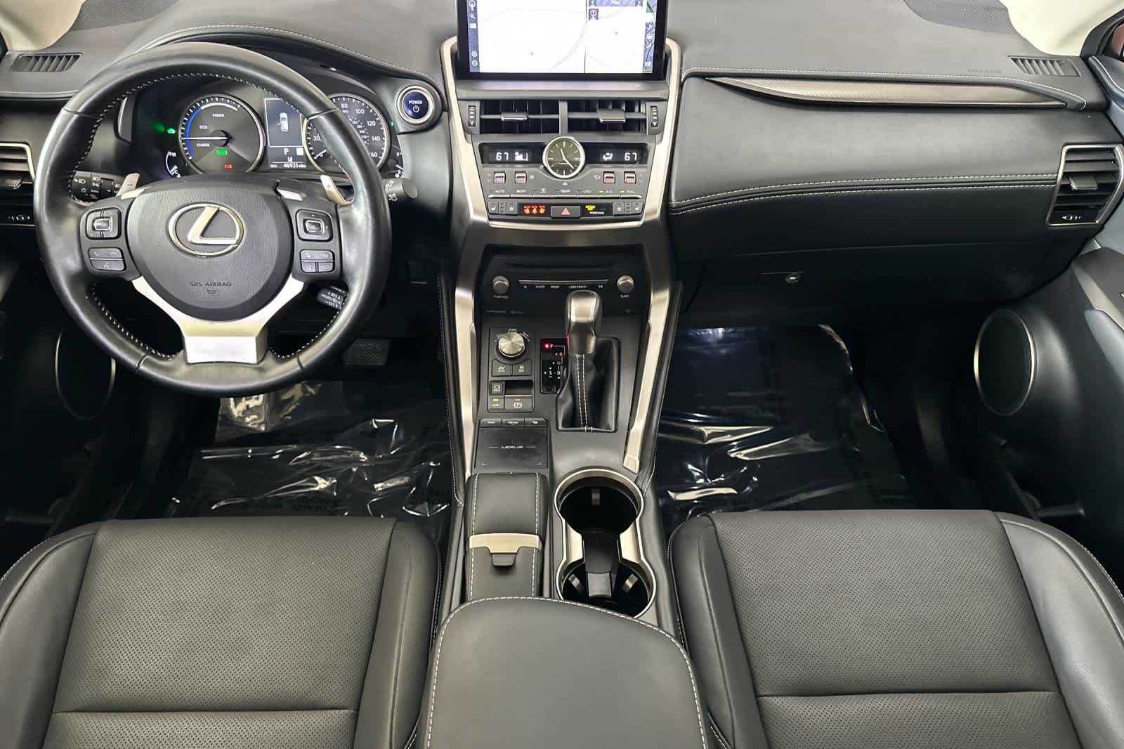 2020 Lexus NX 300h Premium photo 3