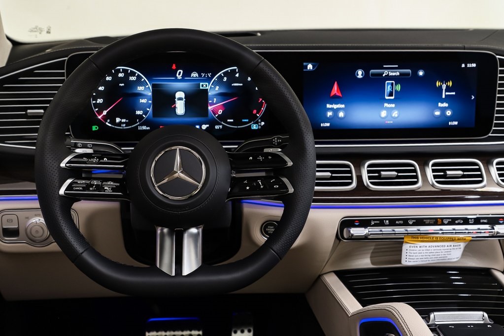 2026 Mercedes Benz GLS 580 4MATIC photo 15