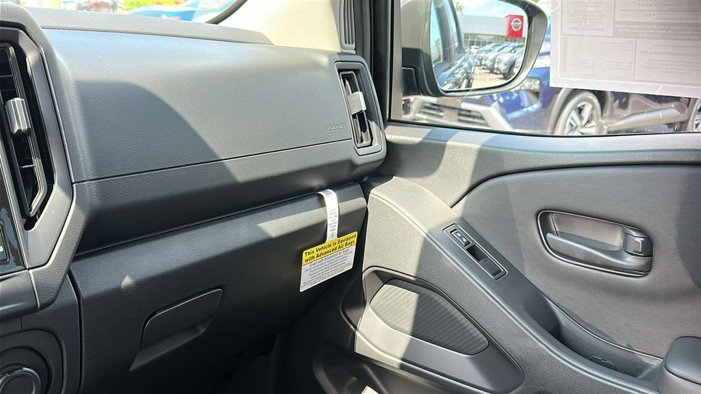 2025 Nissan Frontier S photo 20