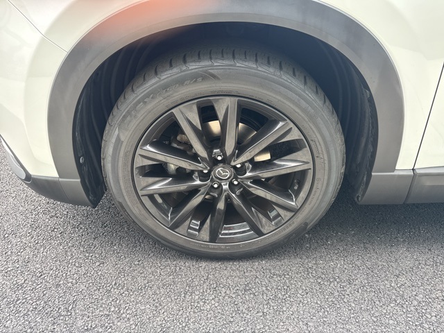 2022 Mazda CX-9 Touring photo 8
