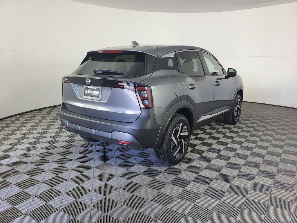 2025 Nissan Kicks SV photo 4