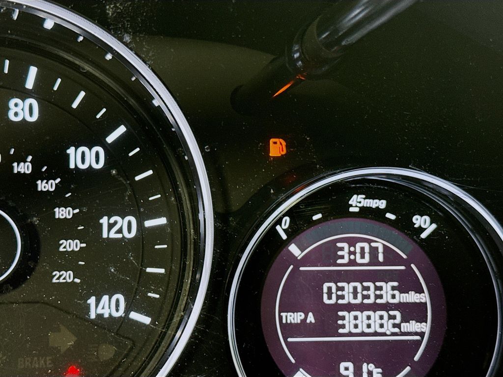 2016 Honda HR-V LX photo 12