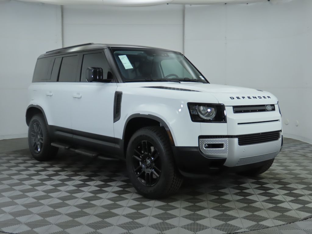 2025 Land Rover Defender 110 S photo 3