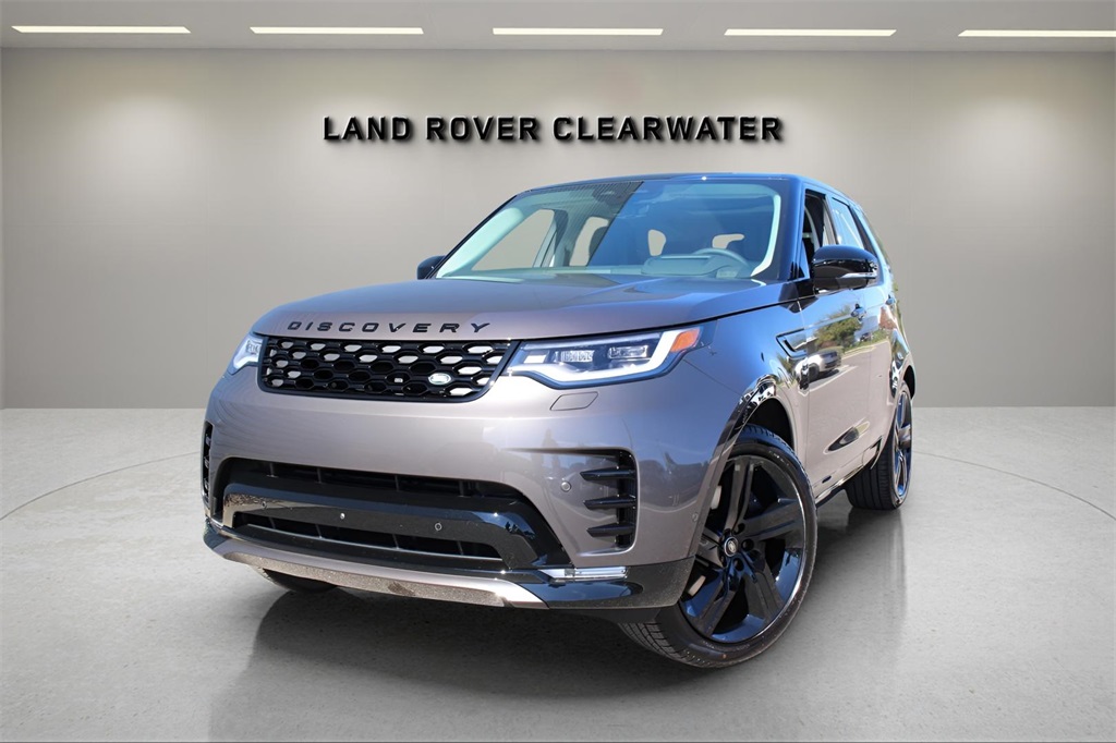 2025 Land Rover Discovery Dynamic SE's photo
