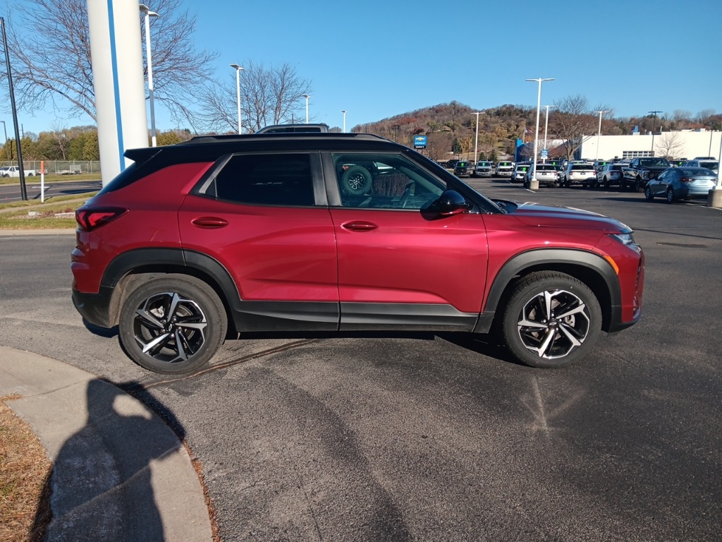 2022 Chevrolet Trailblazer RS photo 2