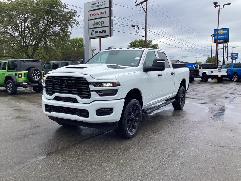 2026 Ram 2500 Tradesman photo 2