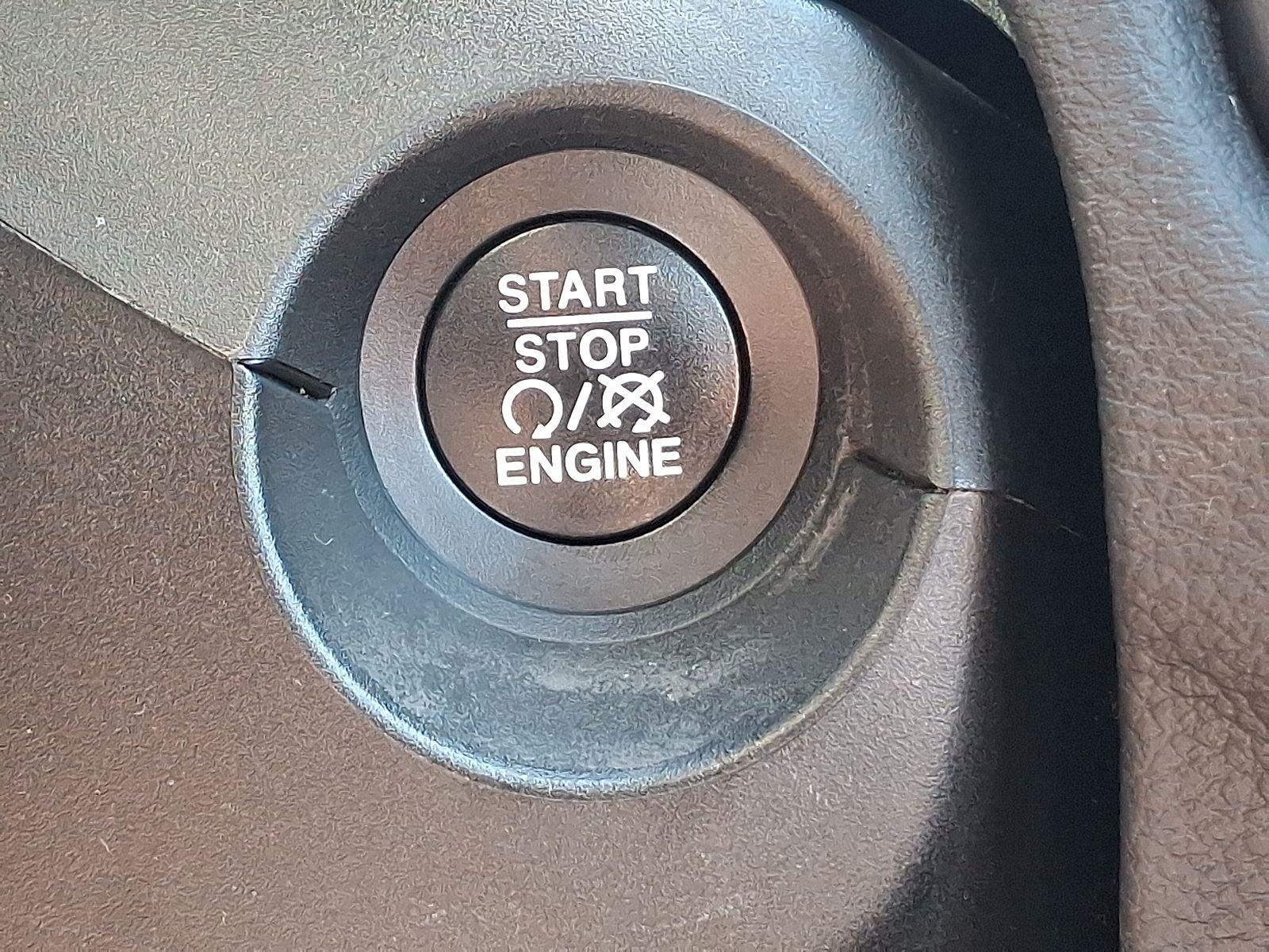 2020 Jeep Compass Latitude photo 23
