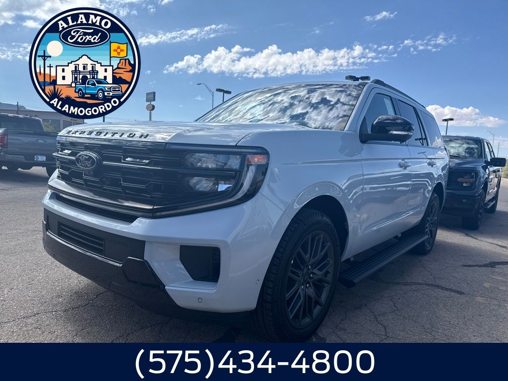 2025 Ford Expedition Platinum's photo