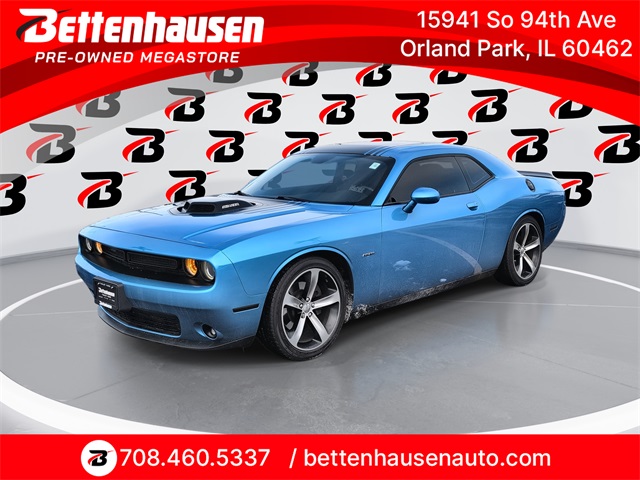 2015 Dodge Challenger R/T's photo