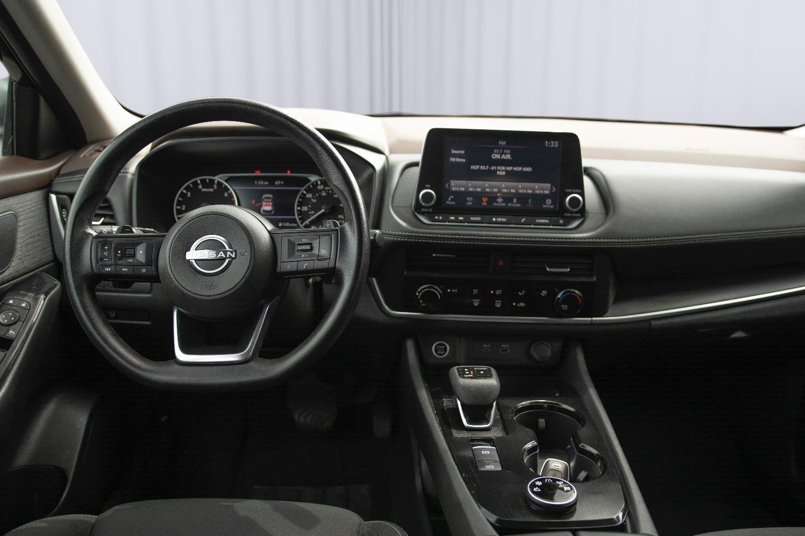 2023 Nissan Rogue S photo 3