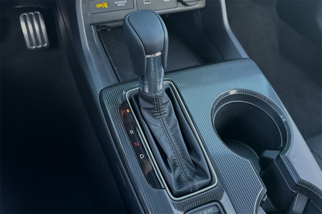 2025 Honda Civic Hatchback Sport photo 19