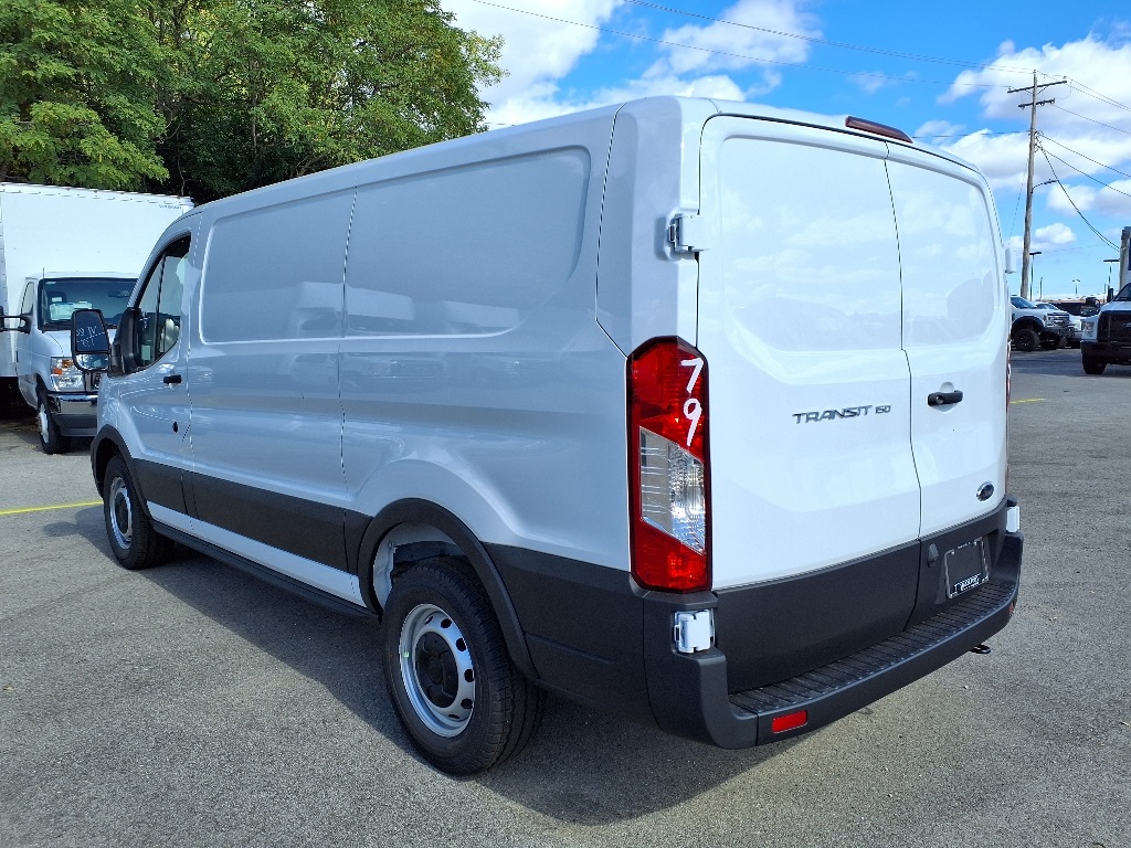 2025 Ford Transit Cargo Van photo 4