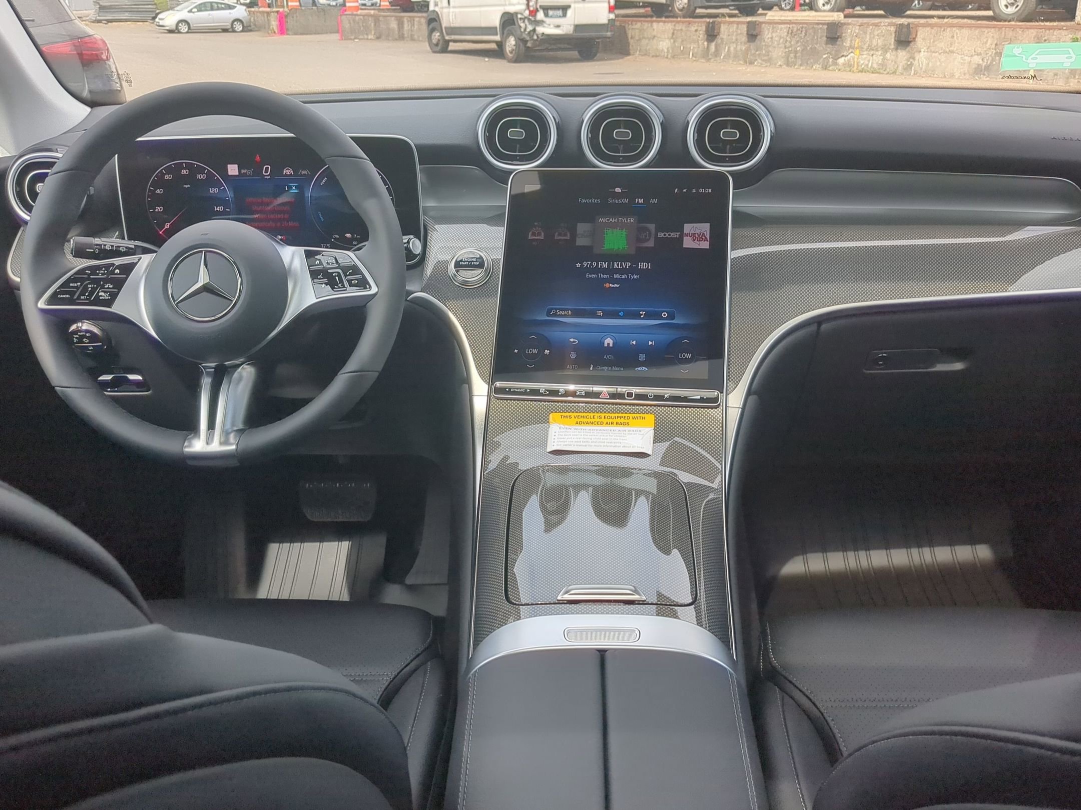 2026 Mercedes Benz GLC 350e 4MATIC photo 6