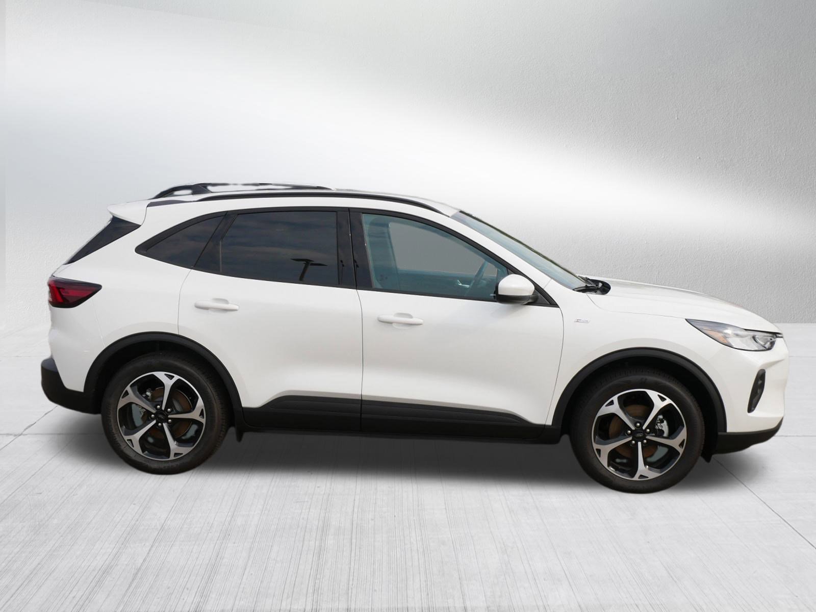 2025 Ford Escape ST-Line Select photo 8