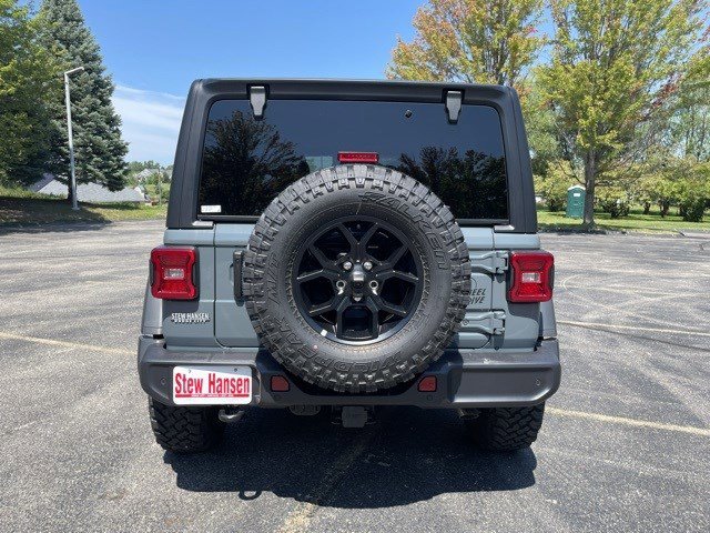 2025 Jeep Wrangler Willys photo 4