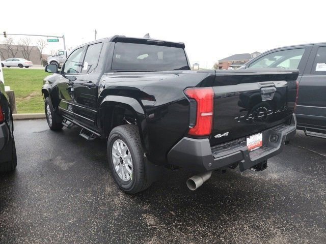 2024 Toyota Tacoma SR Double Cab photo 4