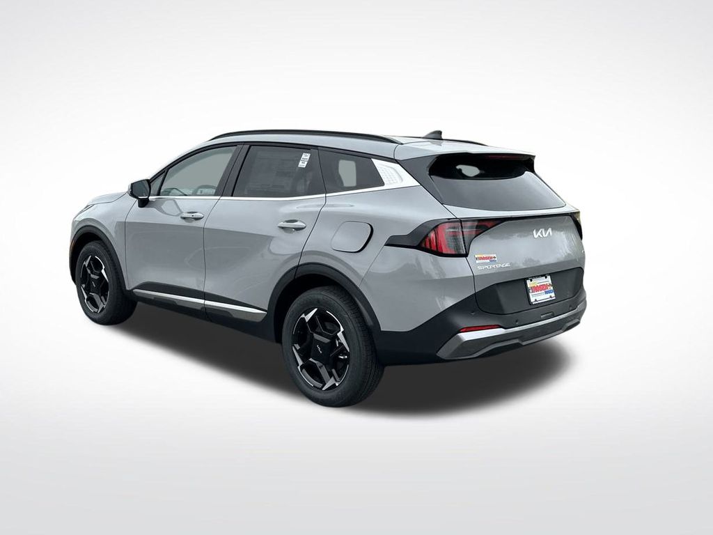 2026 Kia Sportage EX photo 2