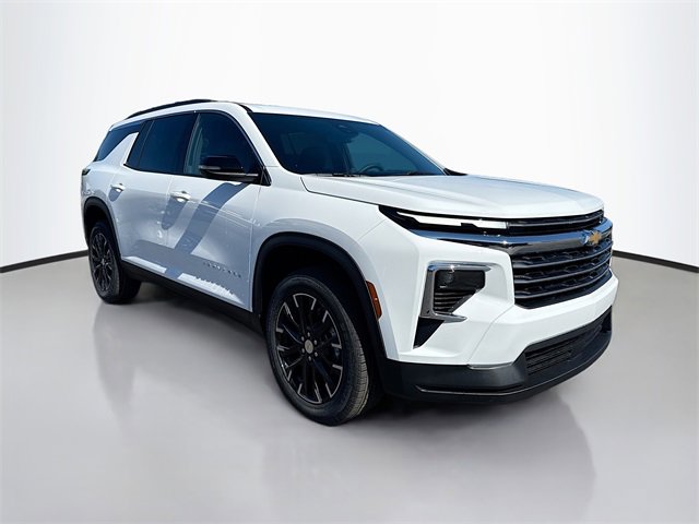 2026 Chevrolet Traverse photo 3