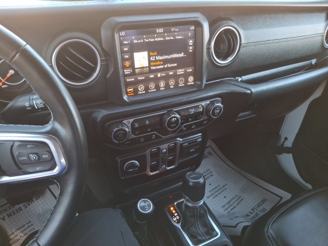 2021 Jeep Gladiator Overland photo 18