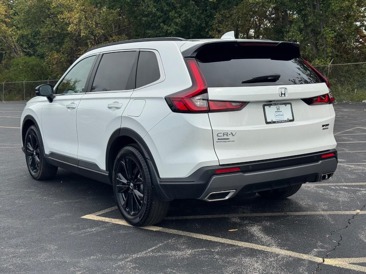 2025 Honda CR-V Hybrid Sport Touring photo 6