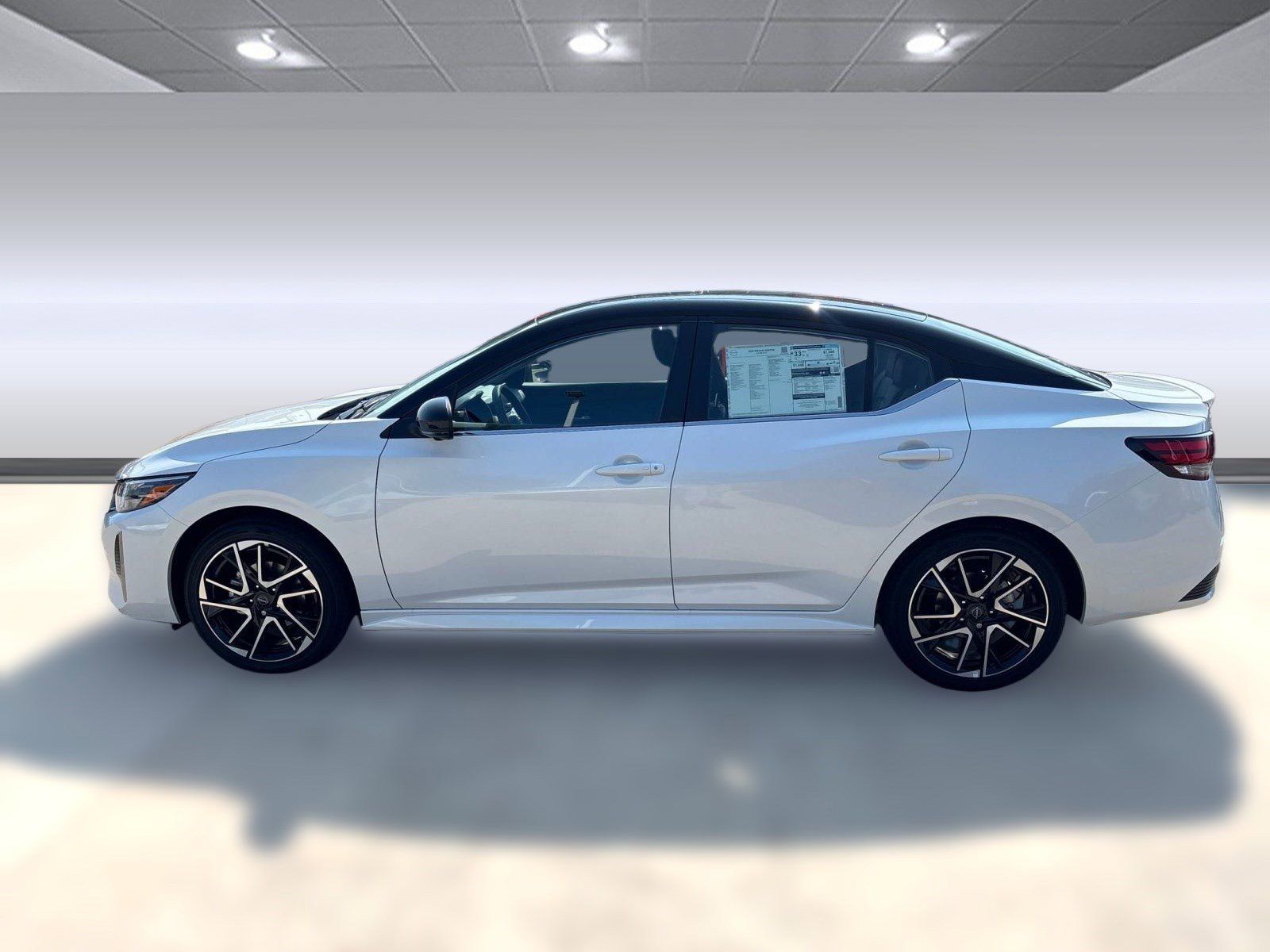 2025 Nissan Sentra SR photo 2