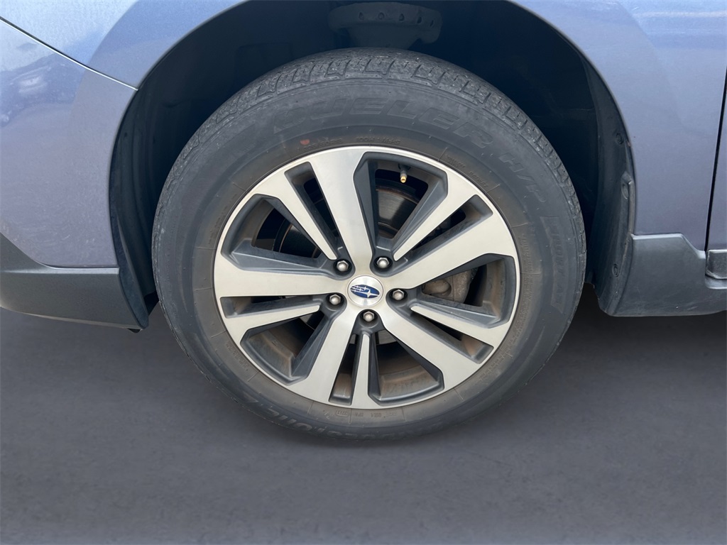 2018 Subaru Outback 3.6R photo 9