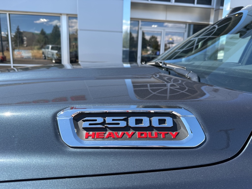 2025 Ram 2500 Laramie photo 9