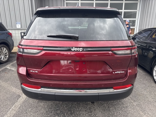 2025 Jeep Grand Cherokee Laredo X photo 4