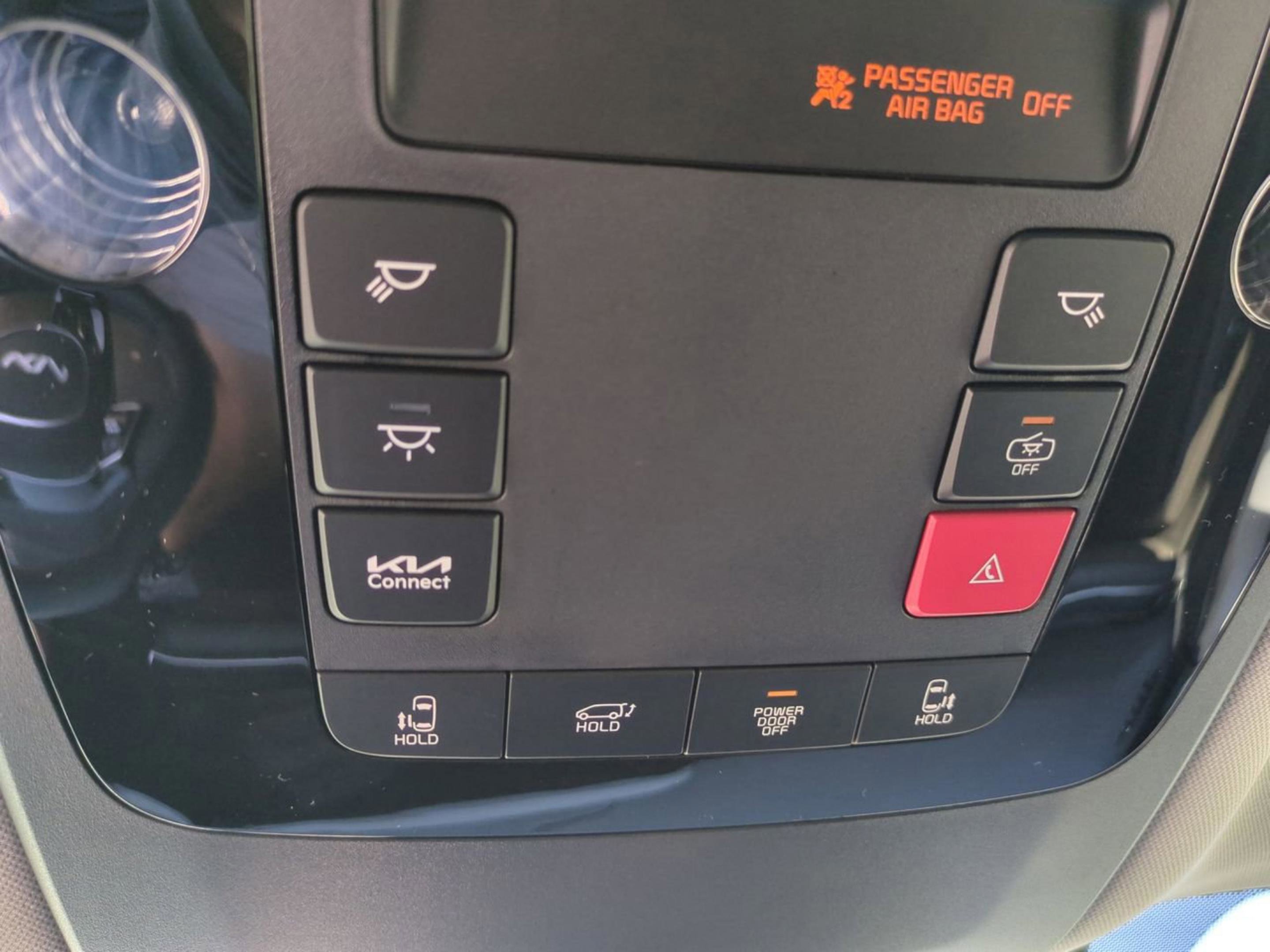 2026 Kia Carnival EX photo 23